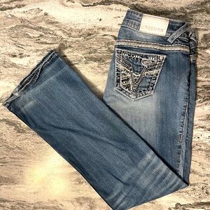 Women’s Vigoss Jeans.